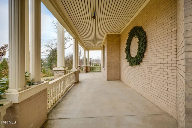 $875,000 | 322 Spruce Street, Bristol, TN 37620