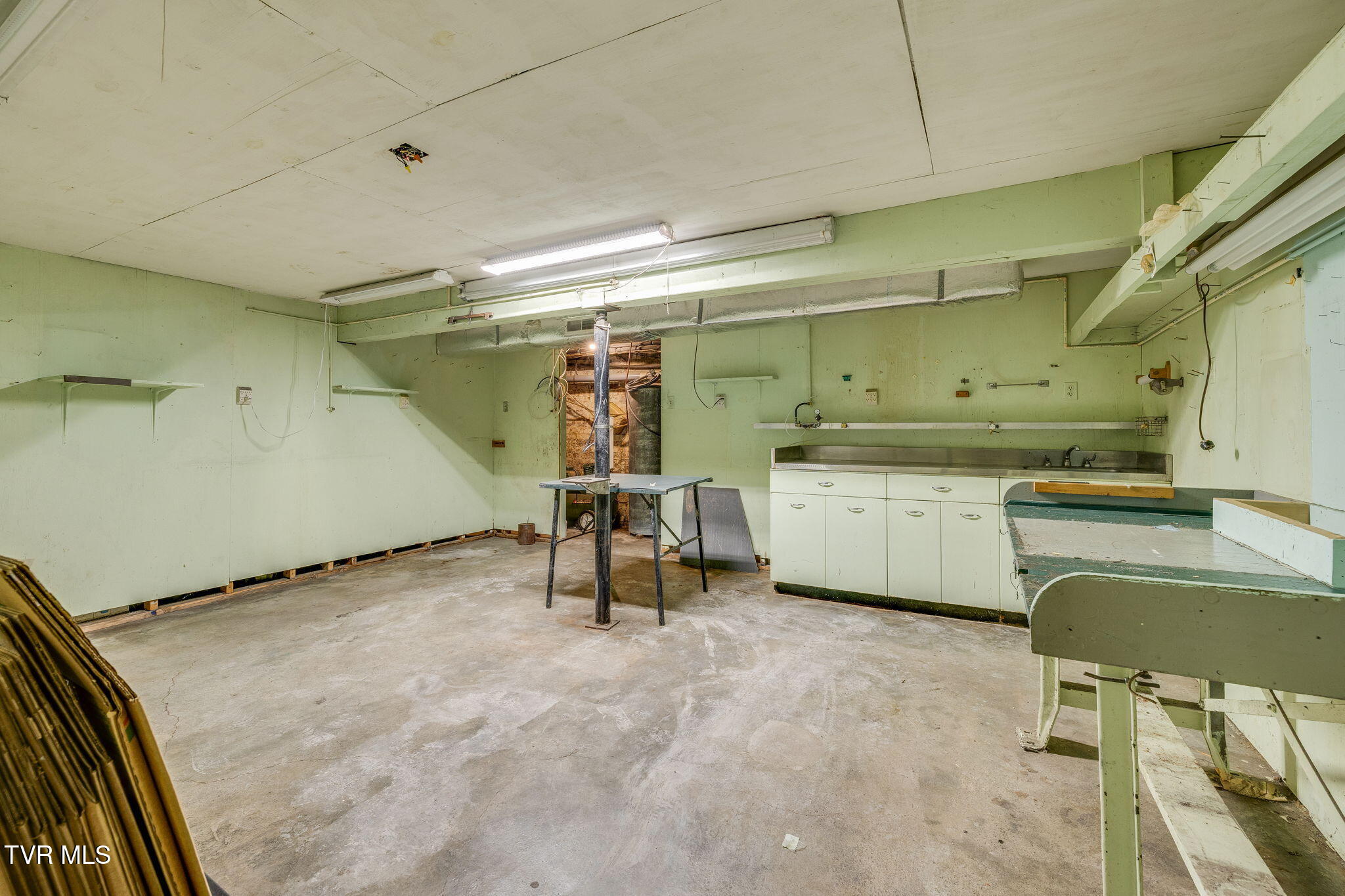 322 Spruce Street Bristol, TN 37620 - Photo 63 of 121 055