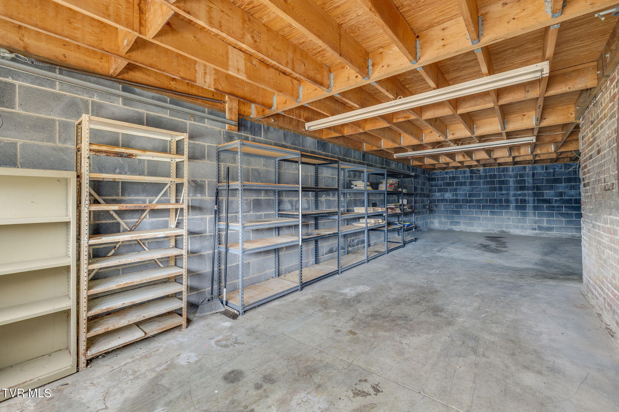 322 Spruce Street Bristol, TN 37620 - Photo 75 of 121 071