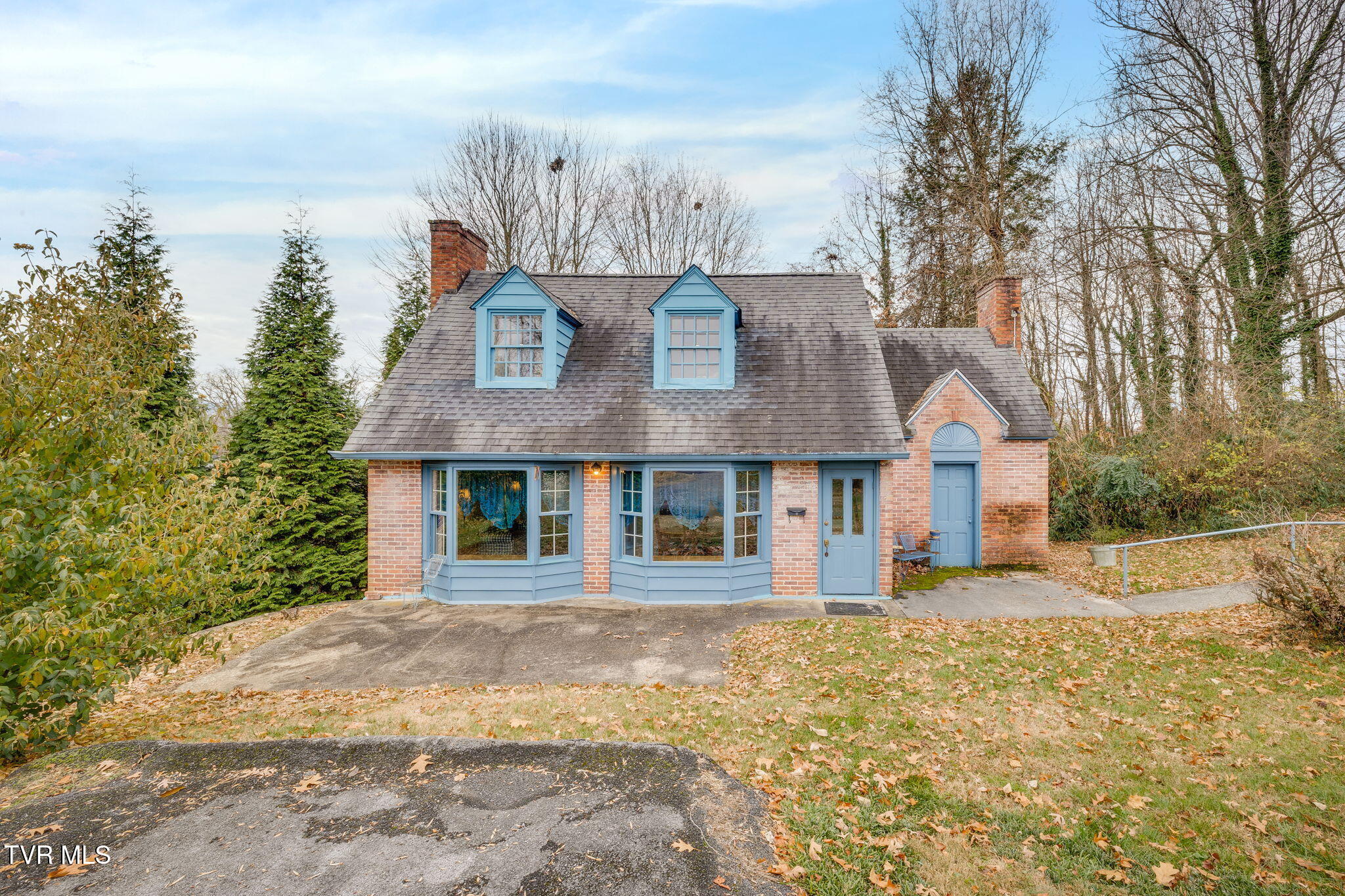 322 Spruce Street Bristol, TN 37620 - Photo 82 of 121 081