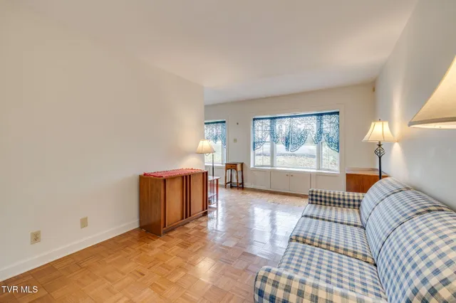 $875,000 | 322 Spruce Street, Bristol, TN 37620