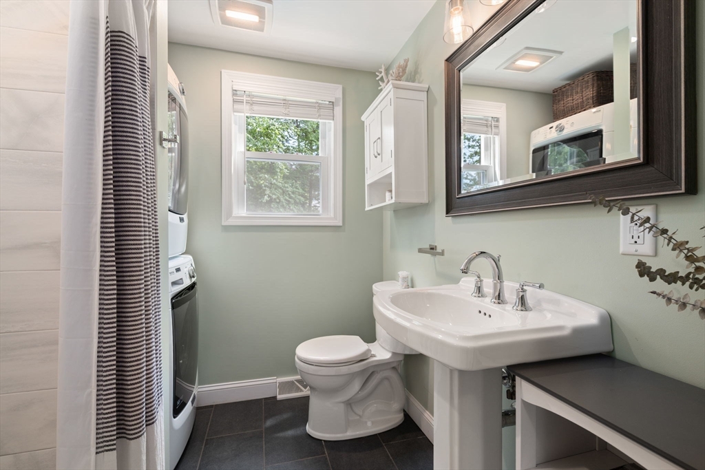 10 James Road Hanover, MA 02339 - Photo 18 of 41