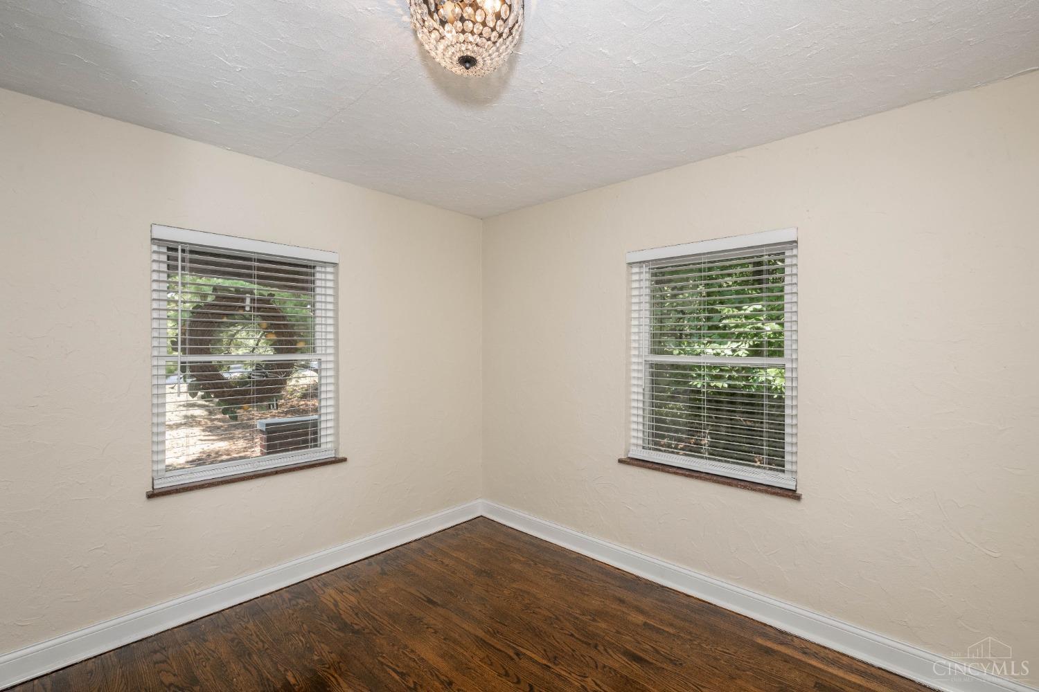 7396 Dawson Road Madeira, OH 45243 - Photo 25 of 42 Bedroom 2 has 2 windows!