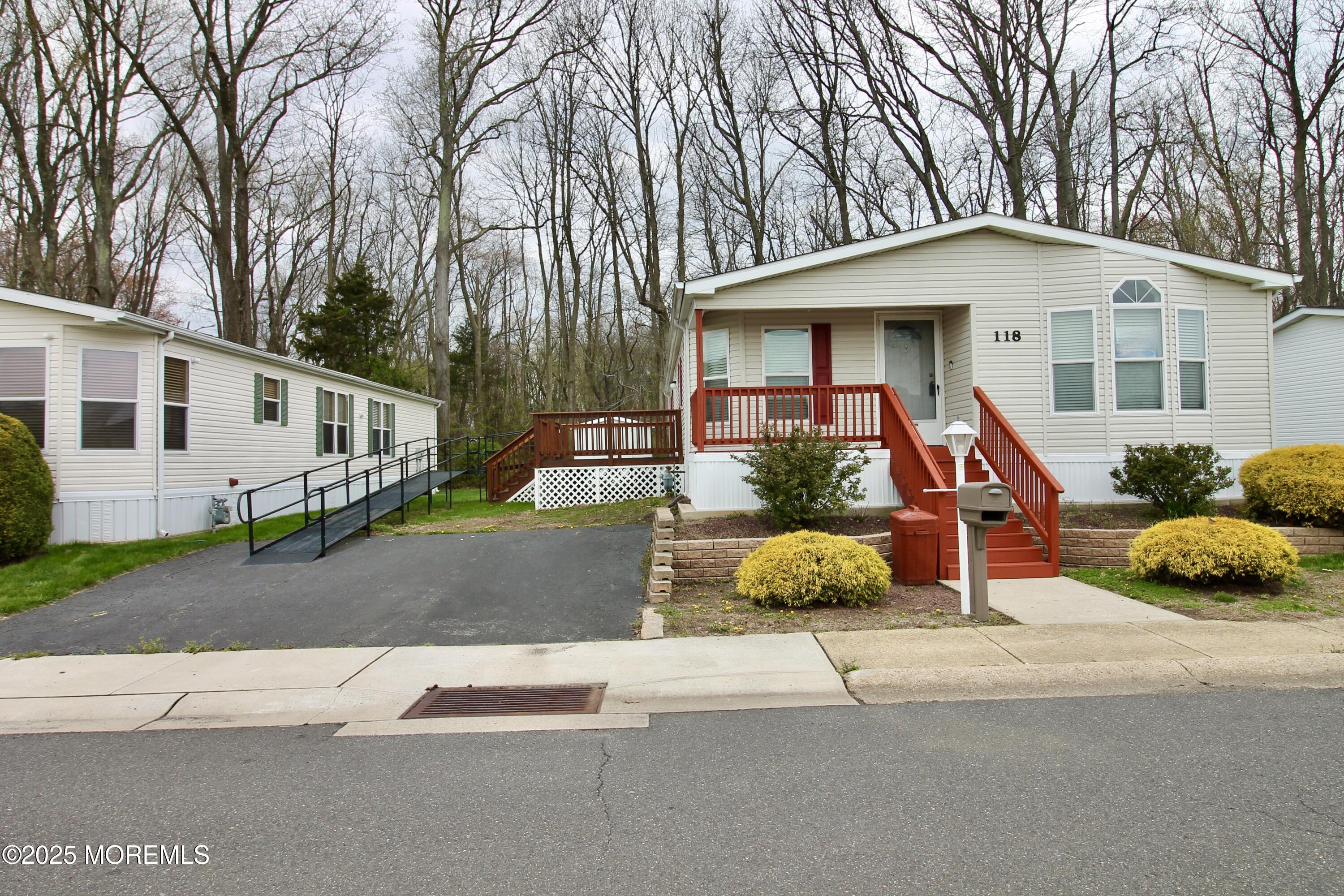 118 Woody Road Freehold, NJ 07728 - Photo 1 of 36 8A226C5C-EF72-4D60-AA2C-670D61D000FC_1_2