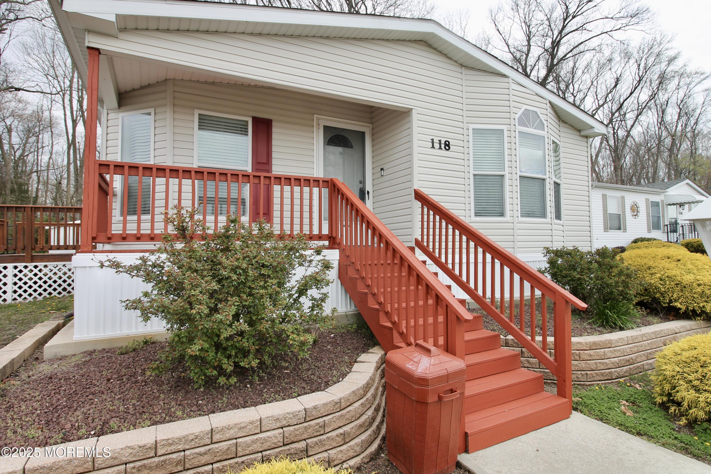 118 Woody Road Freehold, NJ 07728 - Photo 5 of 36 DC9E5B54-B7C0-41EE-9B3E-6CAF6F9BE857_1_2