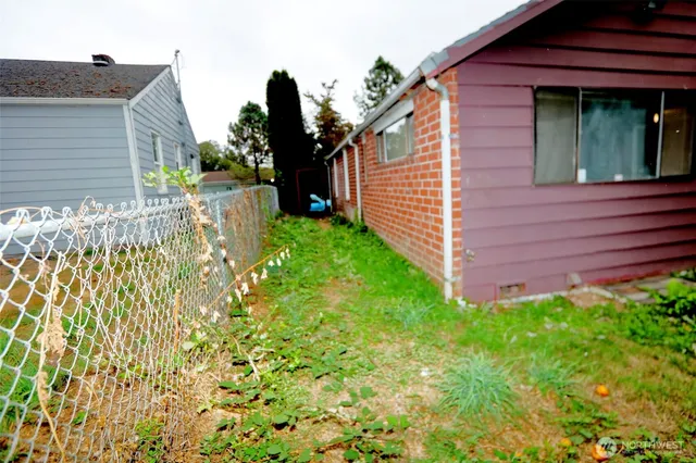 $579,000 | 12037 71st Avenue South, Seattle, WA 98178