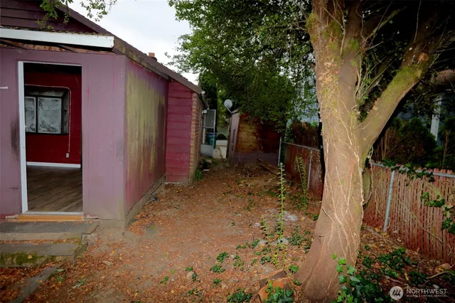 $579,000 | 12037 71st Avenue South, Seattle, WA 98178