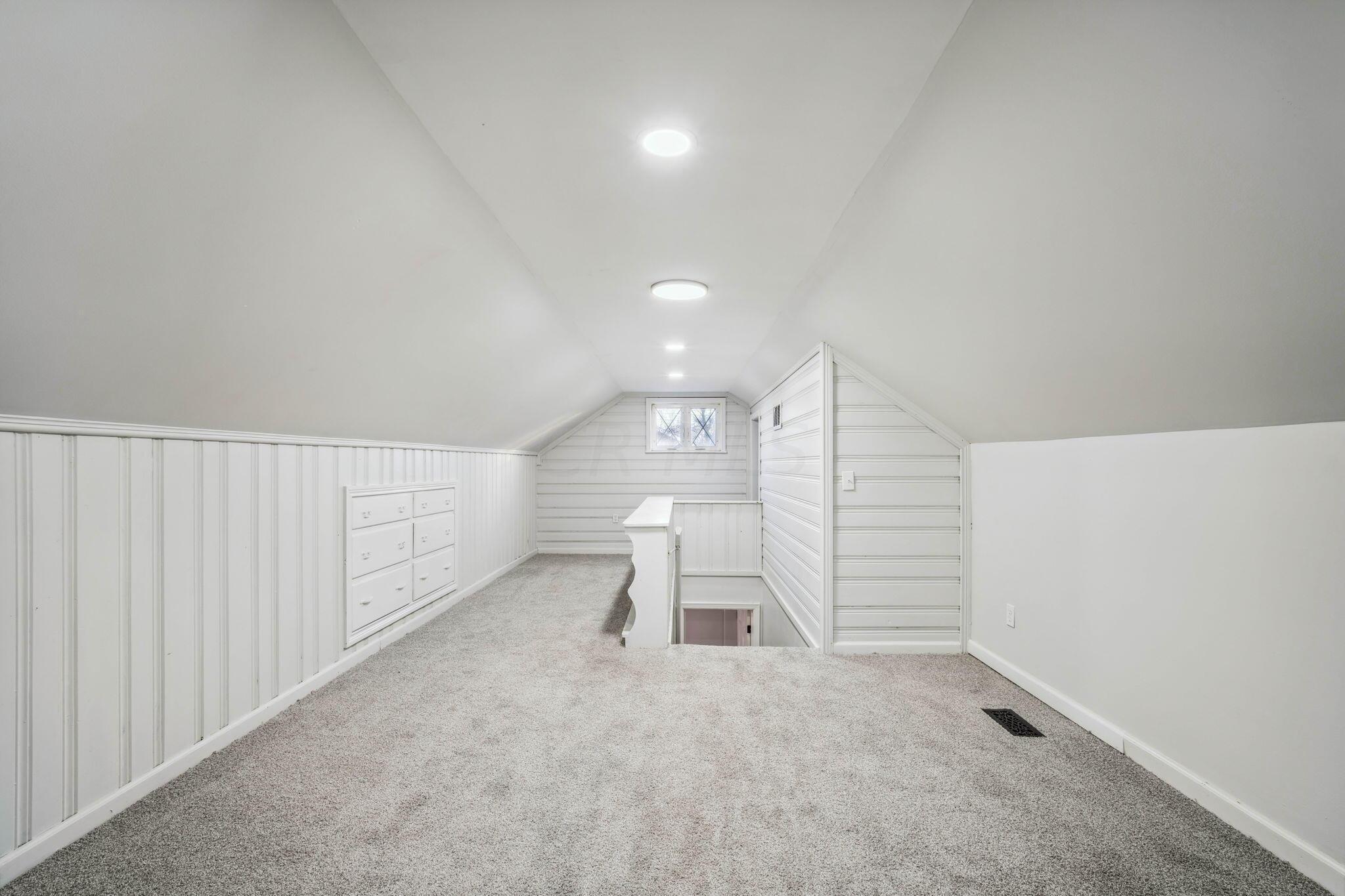 560 East Tulane Road Columbus, OH 43202 - Photo 22 of 29 21-web-or-mls-560-e-tulane-rd