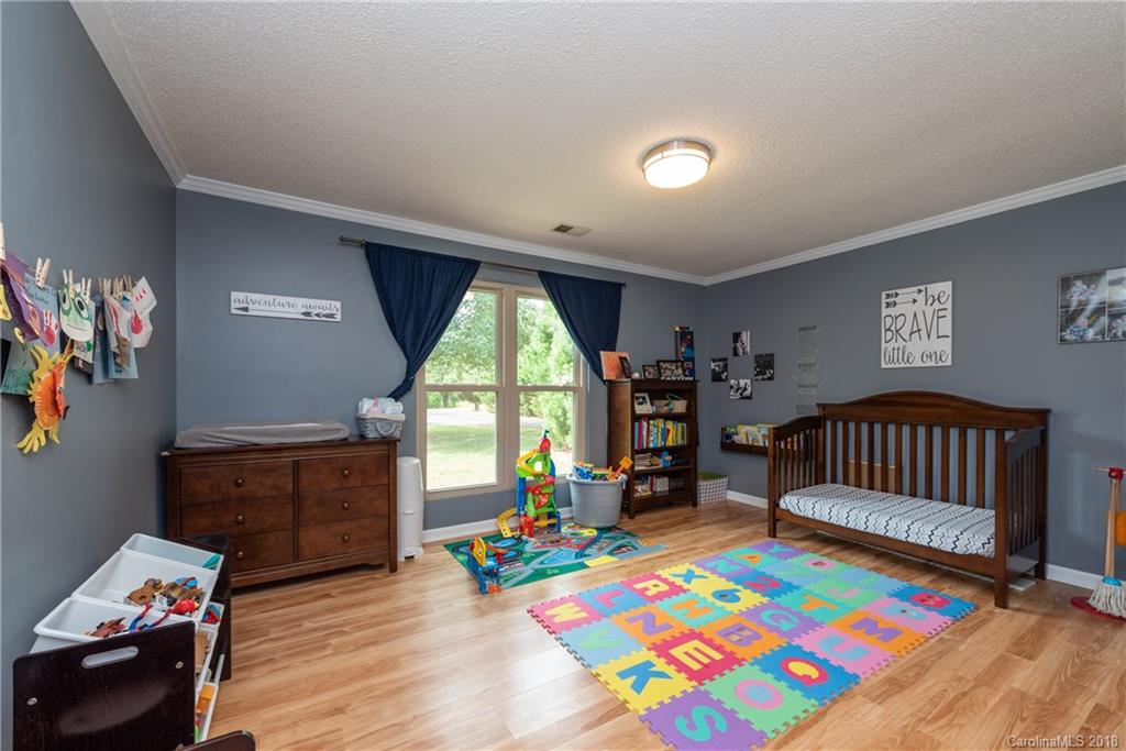 3429 Miranda Road Charlotte, NC 28216 - Photo 12 of 19 Gallery Image 12