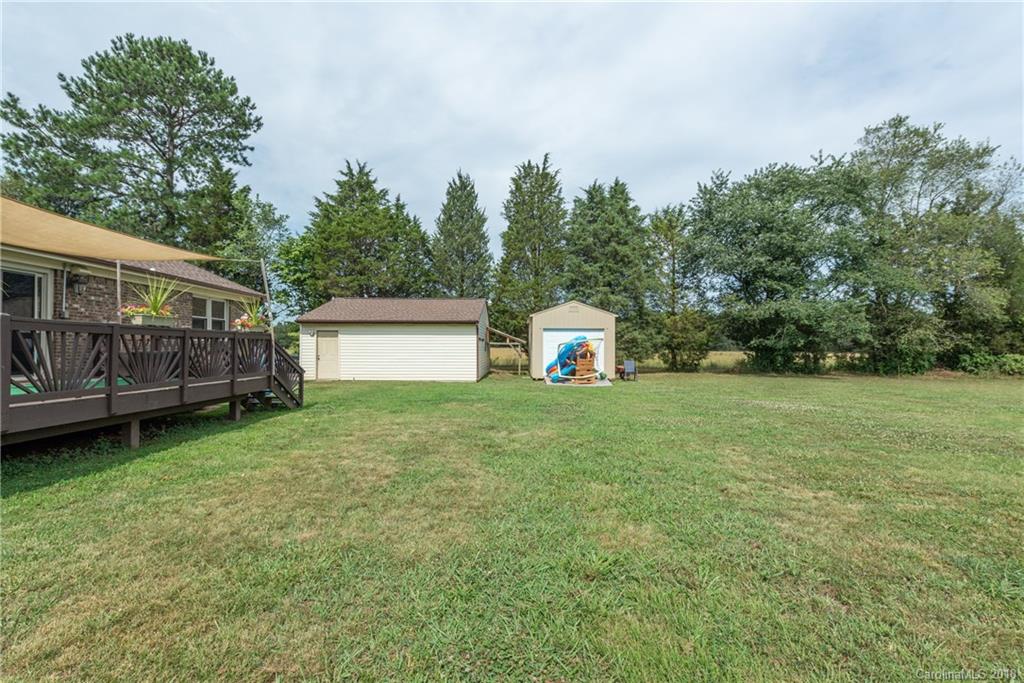 3429 Miranda Road Charlotte, NC 28216 - Photo 16 of 19 Gallery Image 16