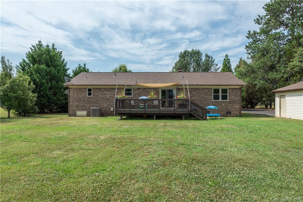 3429 Miranda Road Charlotte, NC 28216 - Photo 18 of 19 Gallery Image 18