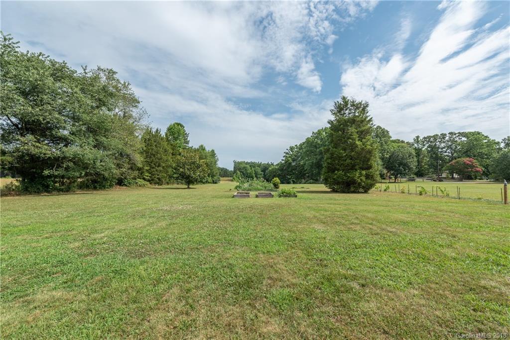 3429 Miranda Road Charlotte, NC 28216 - Photo 19 of 19 Gallery Image 19