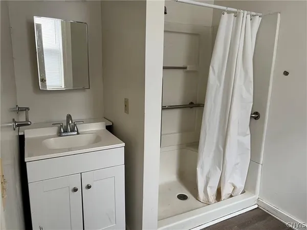 $99,900 | 809 Jefferson Avenue, Utica, NY 13501