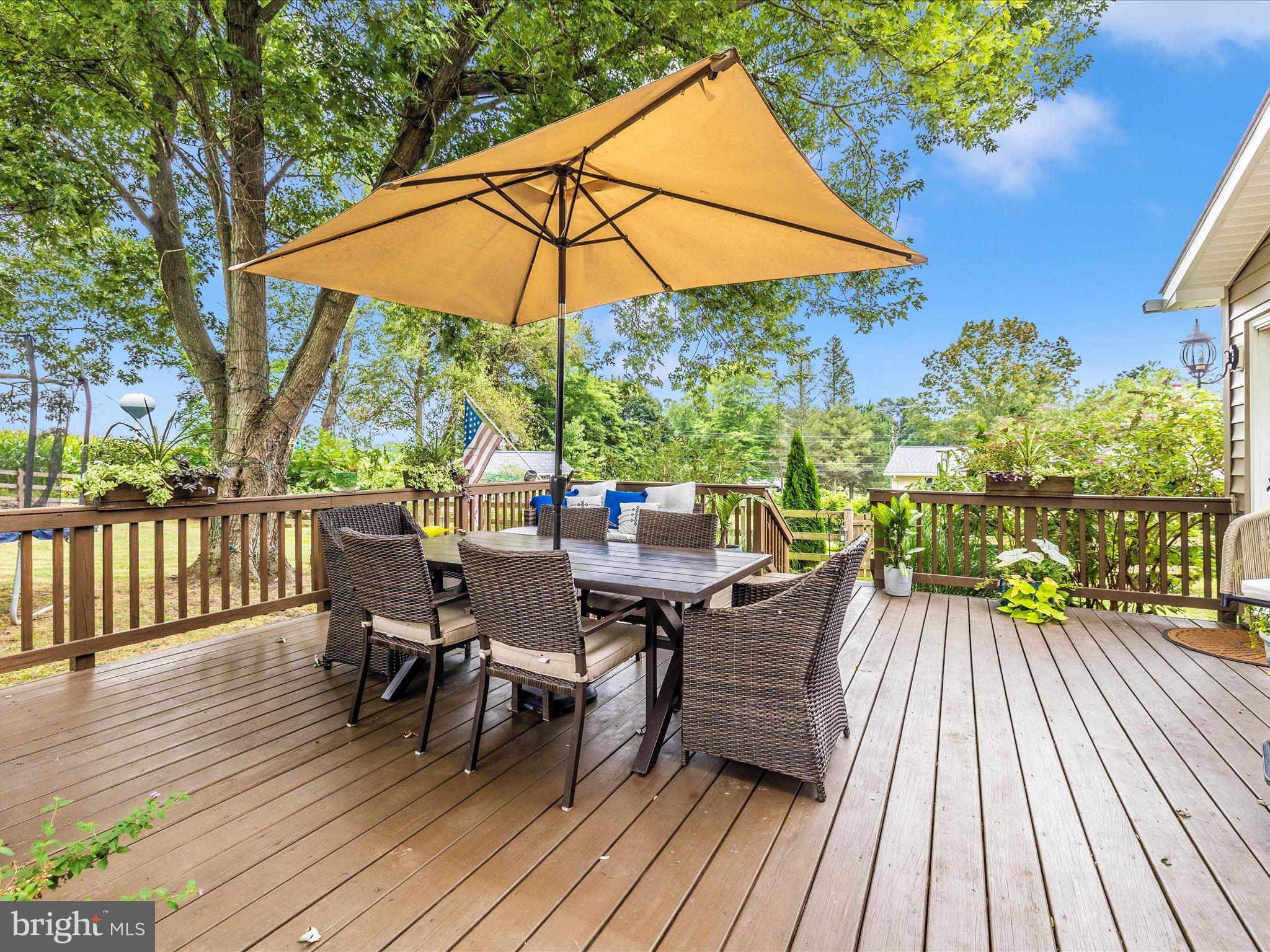 9204 Oak Tree Circle Frederick, MD 21701 - Photo 55 of 58 a view of a chairs and table on the wooden floor