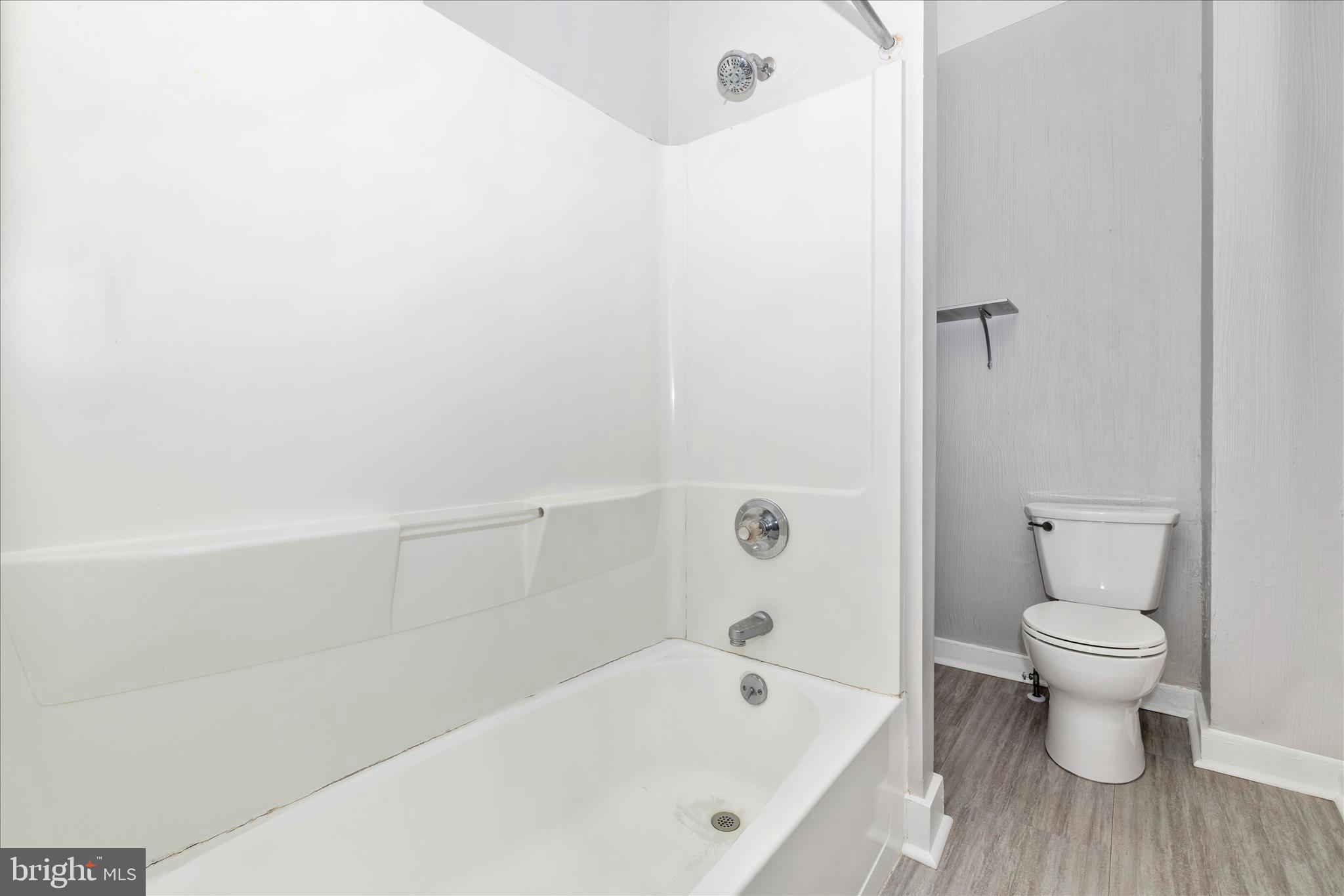 326 East Patrick Street, Unit 1 Frederick, MD 21701 - Photo 22 of 31 Bathroom