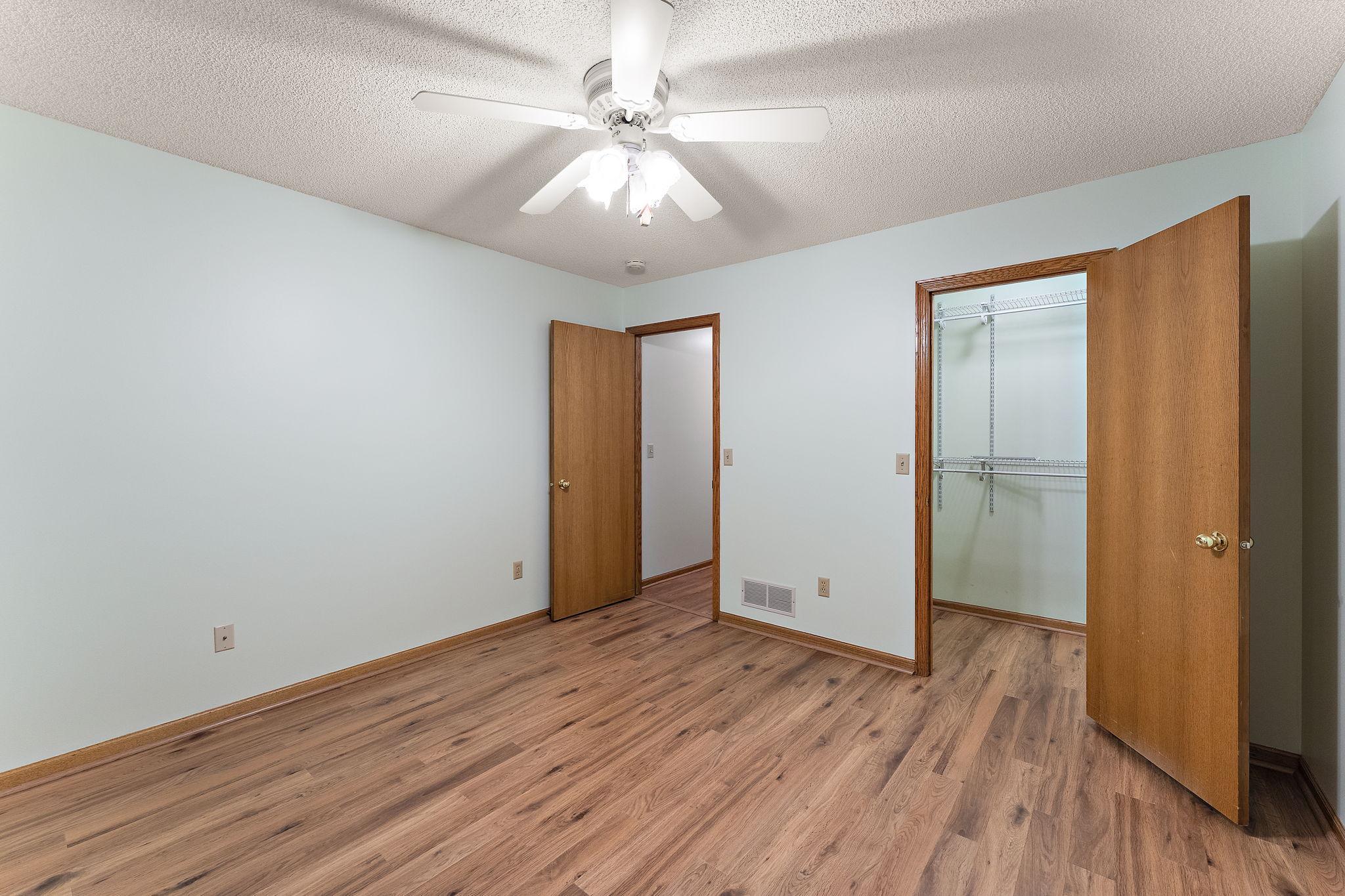 3434 Silver Lane Northeast St. Anthony, MN 55421 - Photo 33 of 44