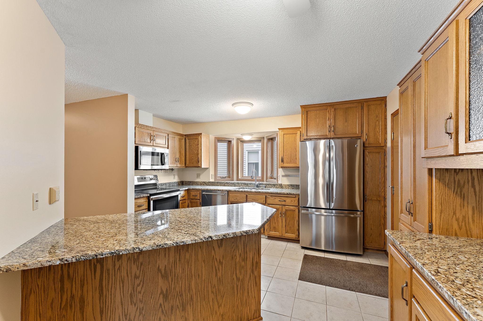 3434 Silver Lane Northeast St. Anthony, MN 55421 - Photo 9 of 44