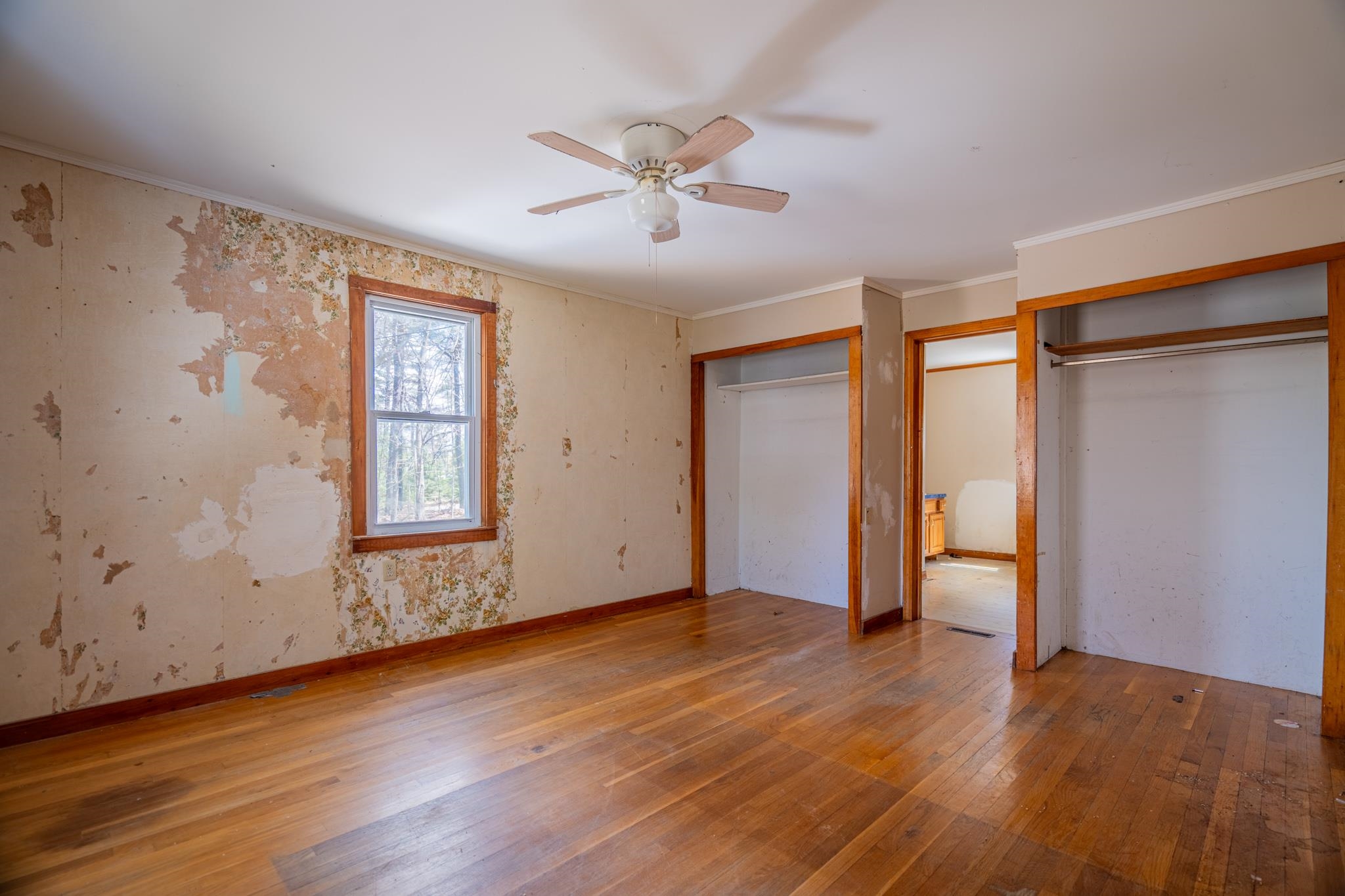 10 Beacon Street Londonderry, NH 03038 - Photo 7 of 18