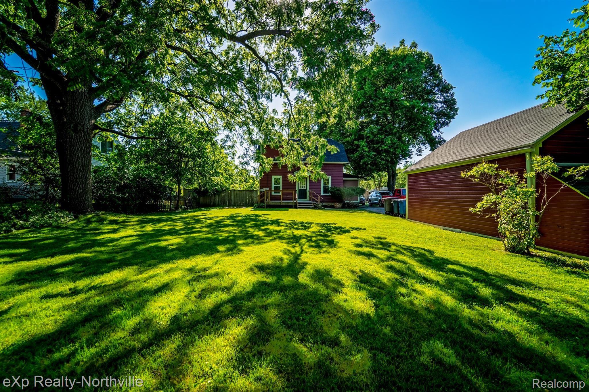 2709 Platt Road Ann Arbor, MI 48104 - Photo 27 of 28 2709 Platt-32.jpg