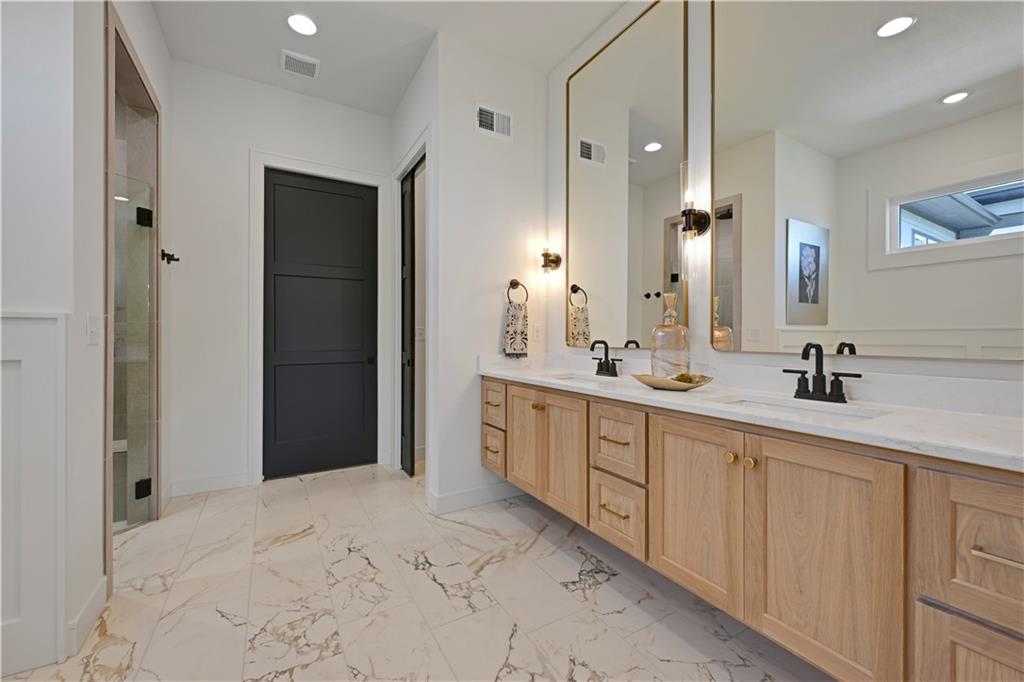 24909 West 98th Place Lenexa, KS 66227 - Photo 26 of 44