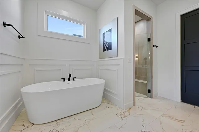 $879,900 | 24909 West 98th Place, Lenexa, KS 66227