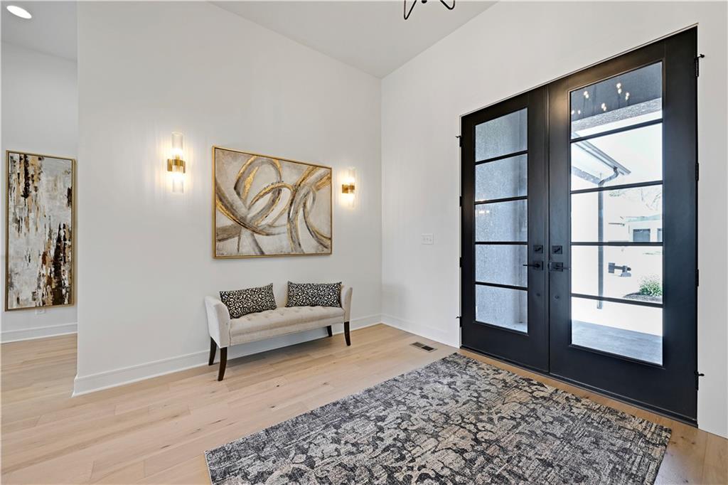 24909 West 98th Place Lenexa, KS 66227 - Photo 3 of 44