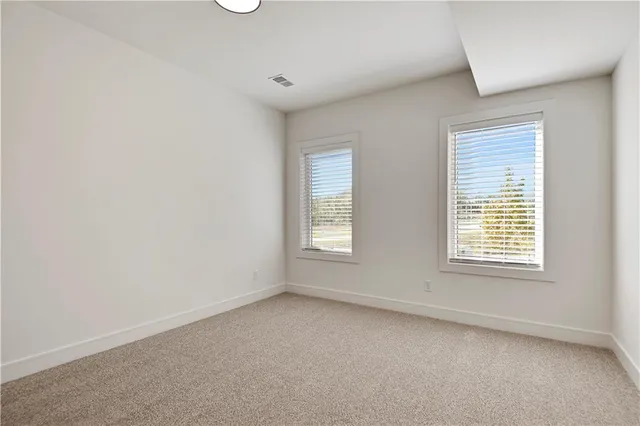 $879,900 | 24909 West 98th Place, Lenexa, KS 66227