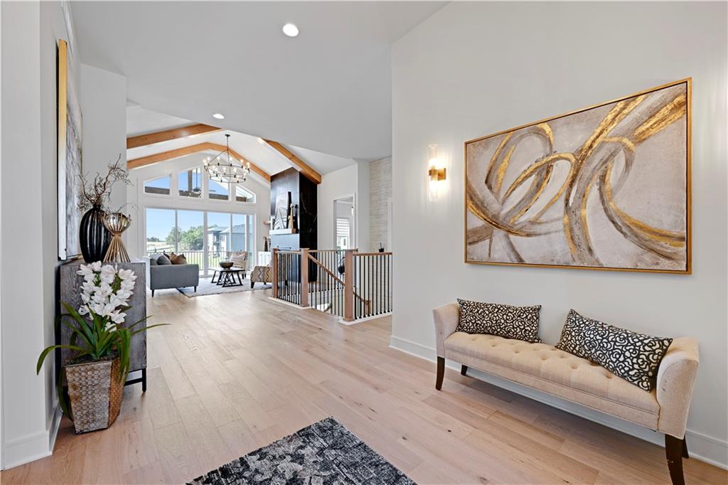 24909 West 98th Place Lenexa, KS 66227 - Photo 4 of 44