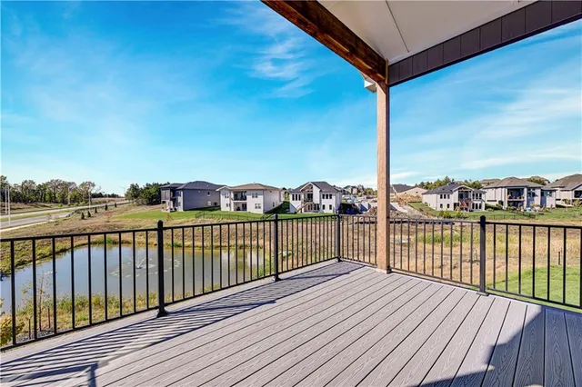 $879,900 | 24909 West 98th Place, Lenexa, KS 66227