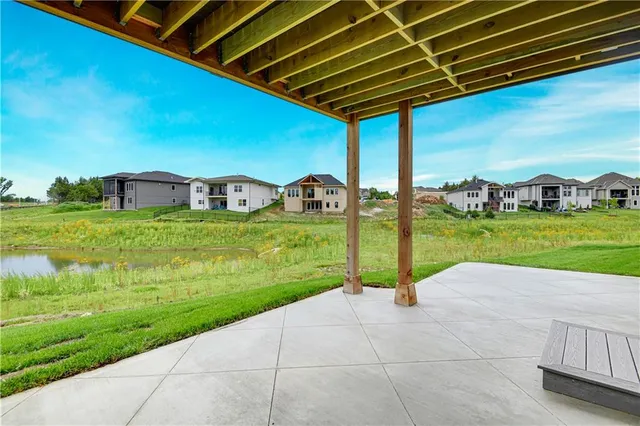 $879,900 | 24909 West 98th Place, Lenexa, KS 66227