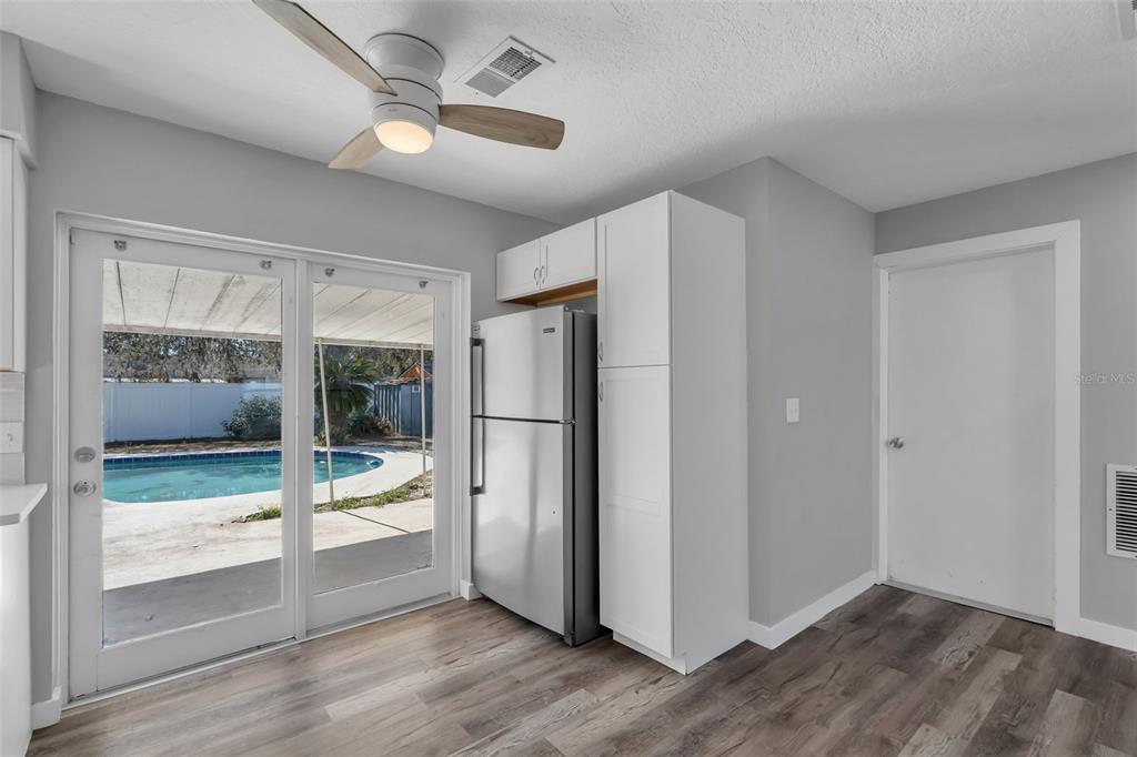 5674 Altec Court Orlando, FL 32808 - Photo 6 of 43