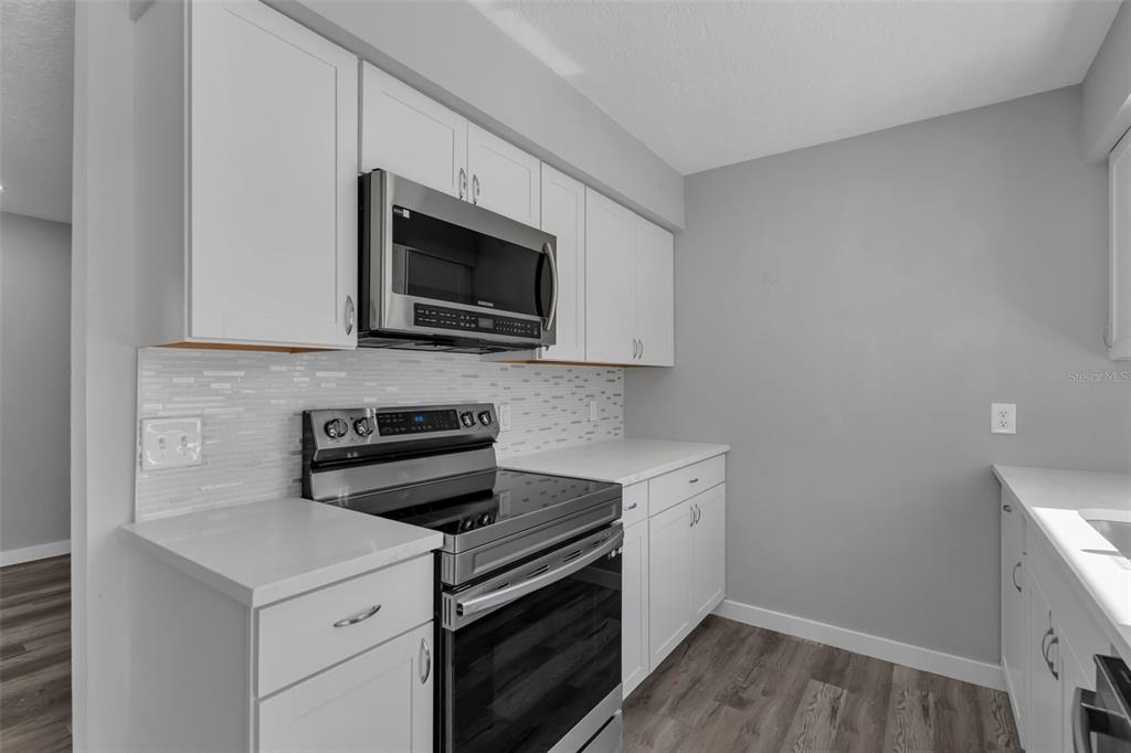 5674 Altec Court Orlando, FL 32808 - Photo 10 of 43