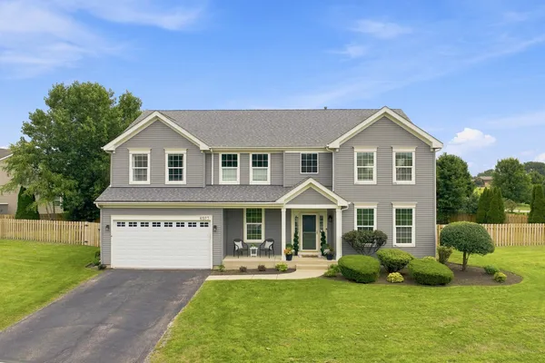 $499,900 | 6523 Midleton Lane, McHenry, IL 60050