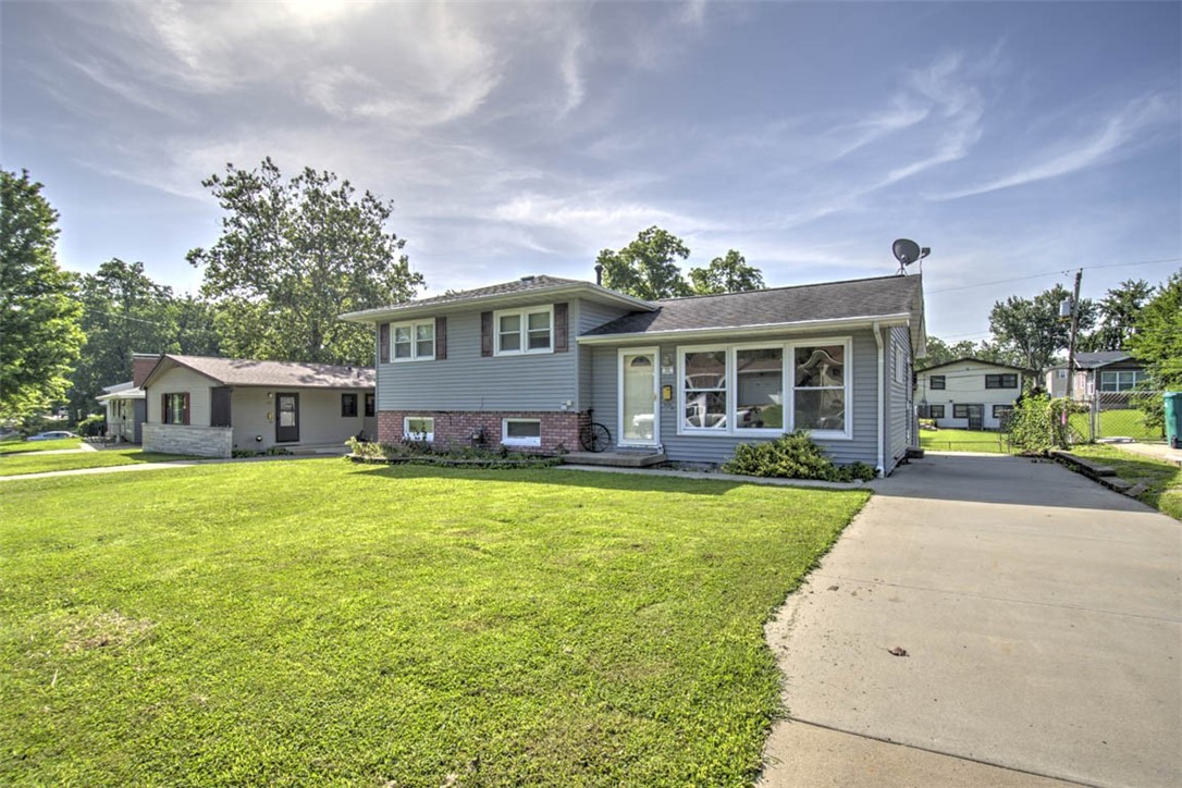 25 Ridge Drive Decatur, IL 62521 - Photo 6 of 20