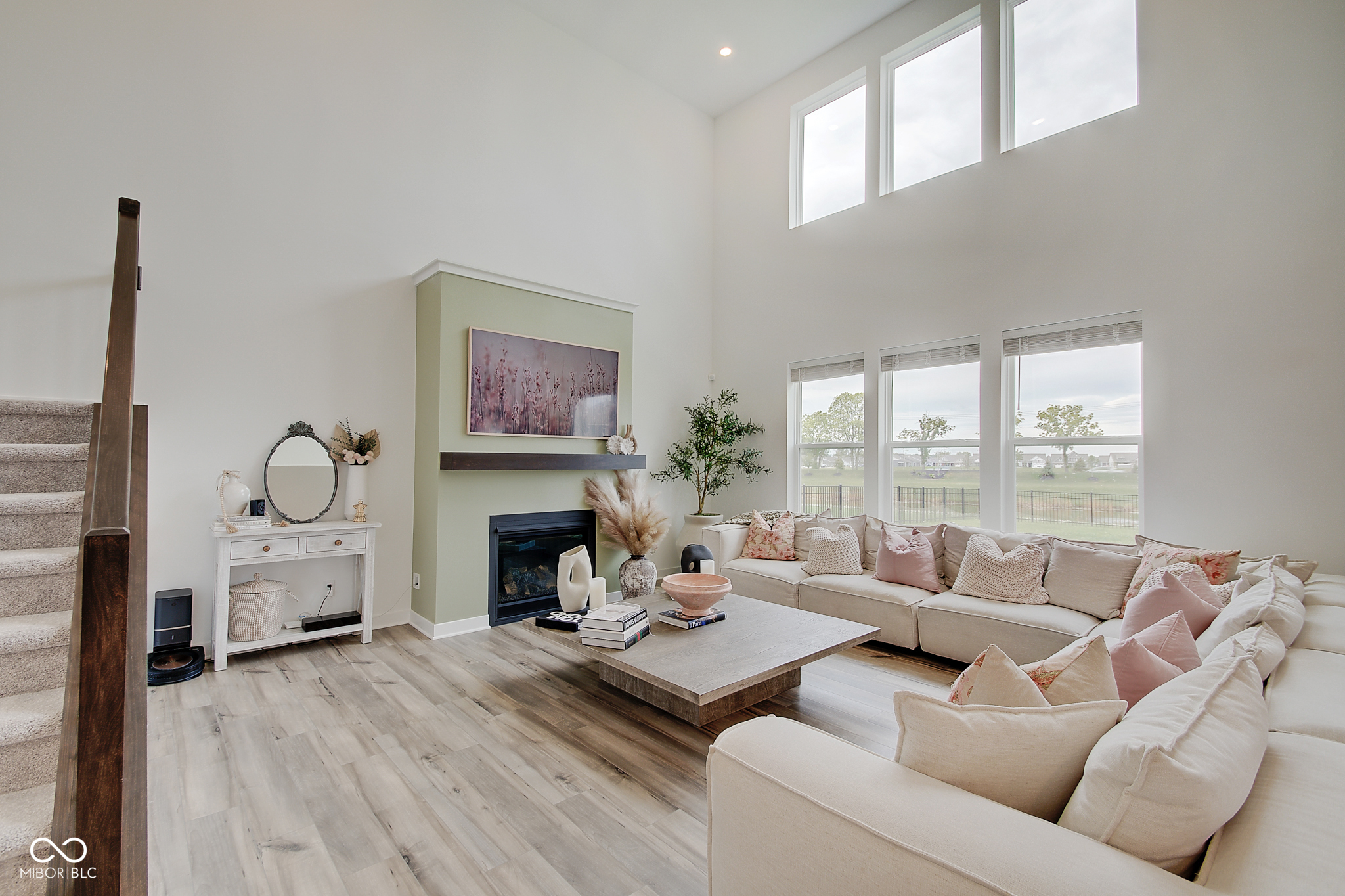 19732 Shadow Trace Path Westfield, IN 46074 - Photo 5 of 51