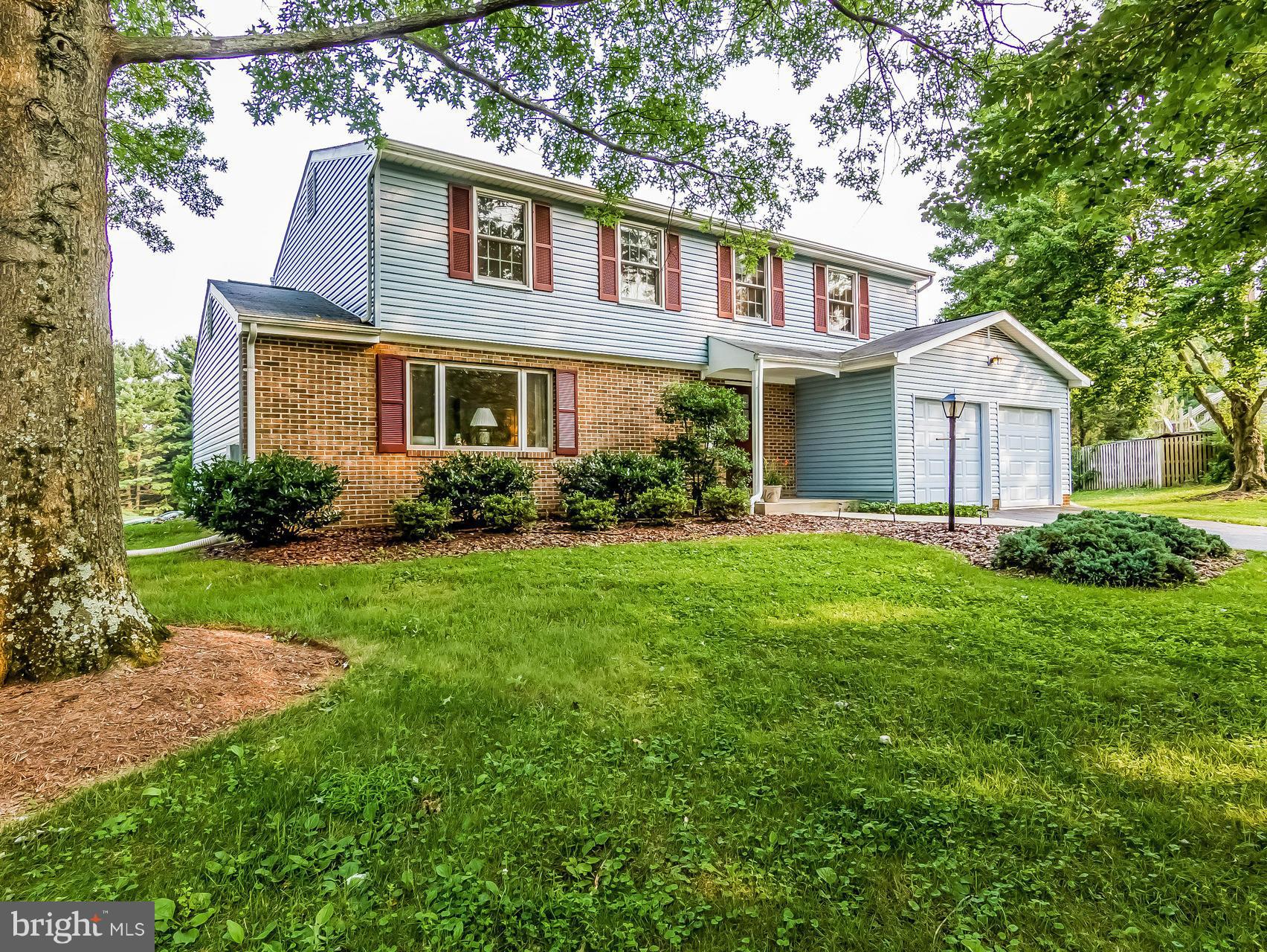 20729 Bell Bluff Road Gaithersburg, MD 20882 - Photo 2 of 30 Exterior (Front)