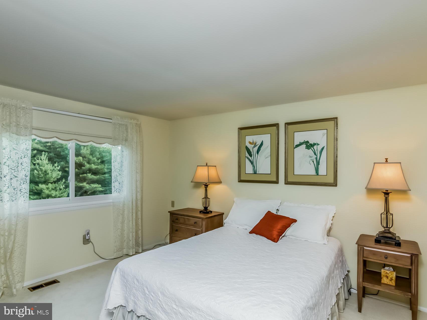 20729 Bell Bluff Road Gaithersburg, MD 20882 - Photo 14 of 30 Bedroom (Master)