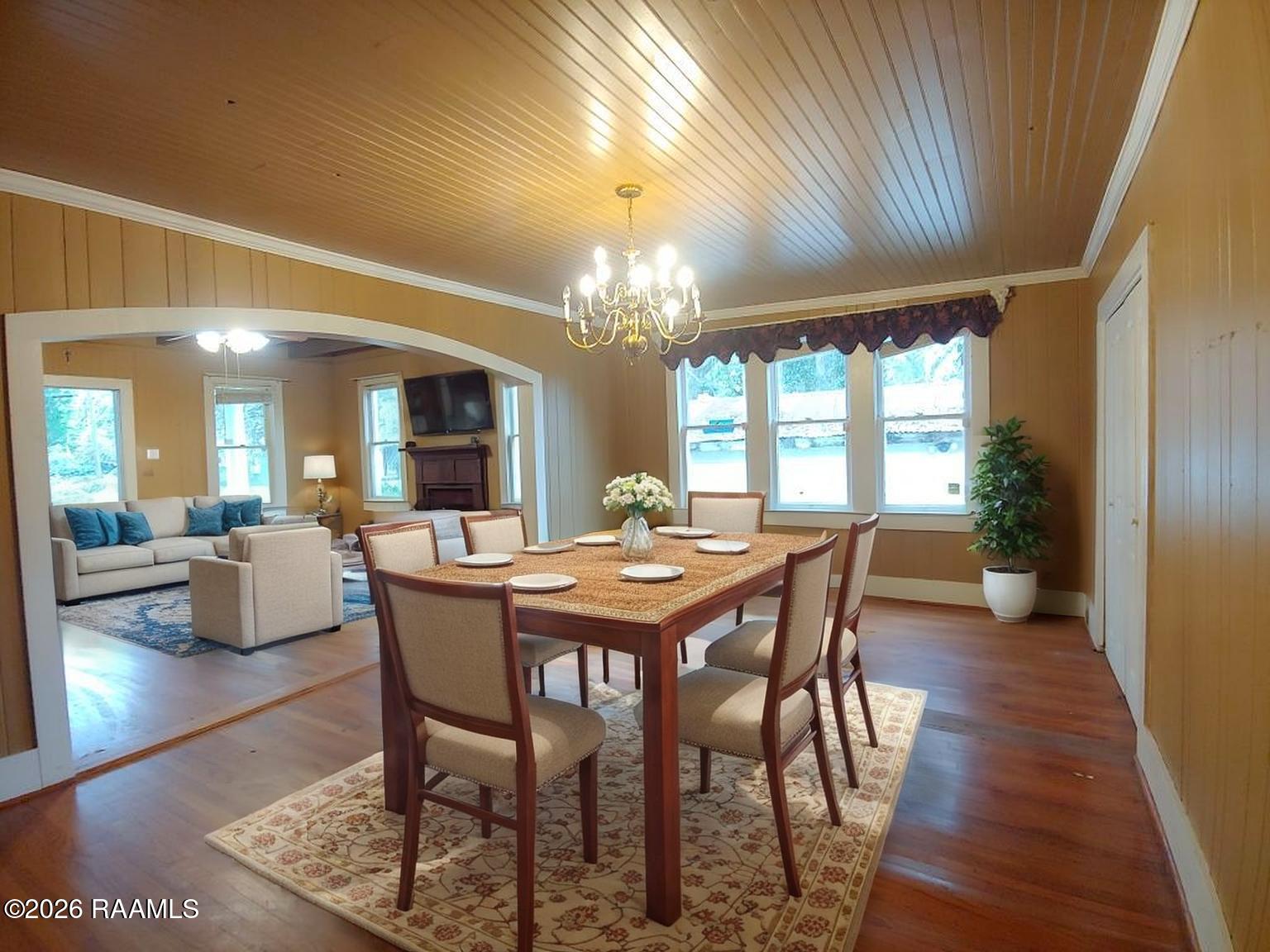 607 East Grolee Street Opelousas, LA 70570 - Photo 8 of 28 8 Dining Room