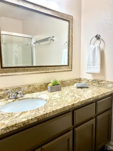 $425,000 | 36 Bridgegate Way, Napa, CA 94559