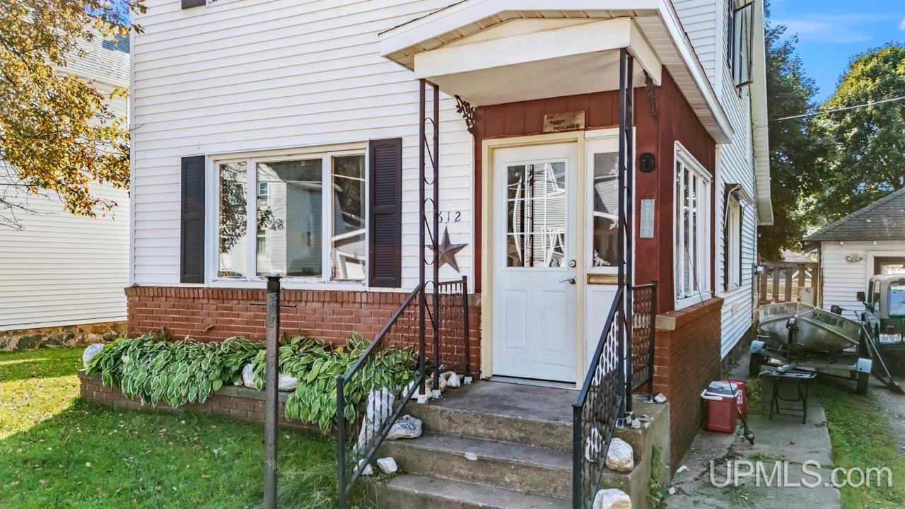 612 Maurice Street Ishpeming, MI 49849 - Photo 9 of 29