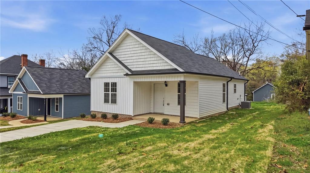 516 Whiteoak Street High Point, NC 27260 - Photo 2 of 27