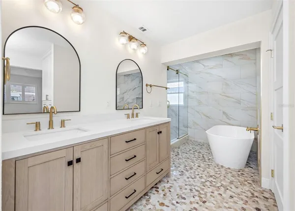 $5,400 | 1949 Dolphin Boulevard South, St. Petersburg, FL 33707