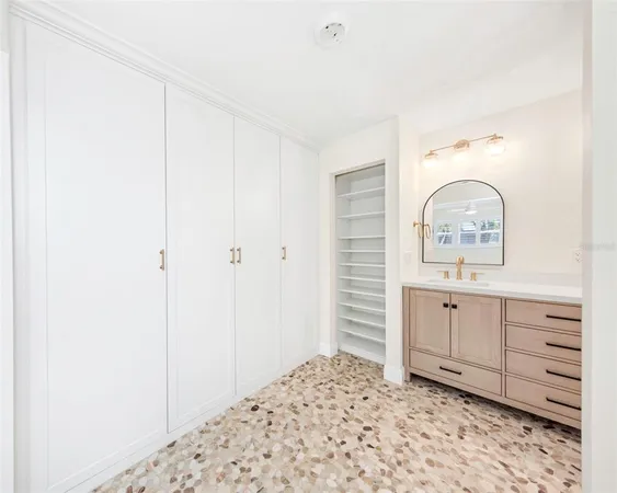 $5,400 | 1949 Dolphin Boulevard South, St. Petersburg, FL 33707