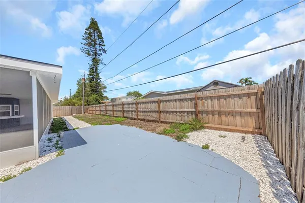 $5,400 | 1949 Dolphin Boulevard South, St. Petersburg, FL 33707