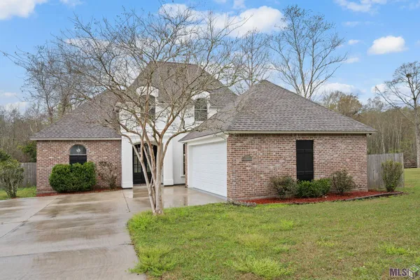 $349,000 | 12289 River Highlands Drive, St. Amant, LA 70774