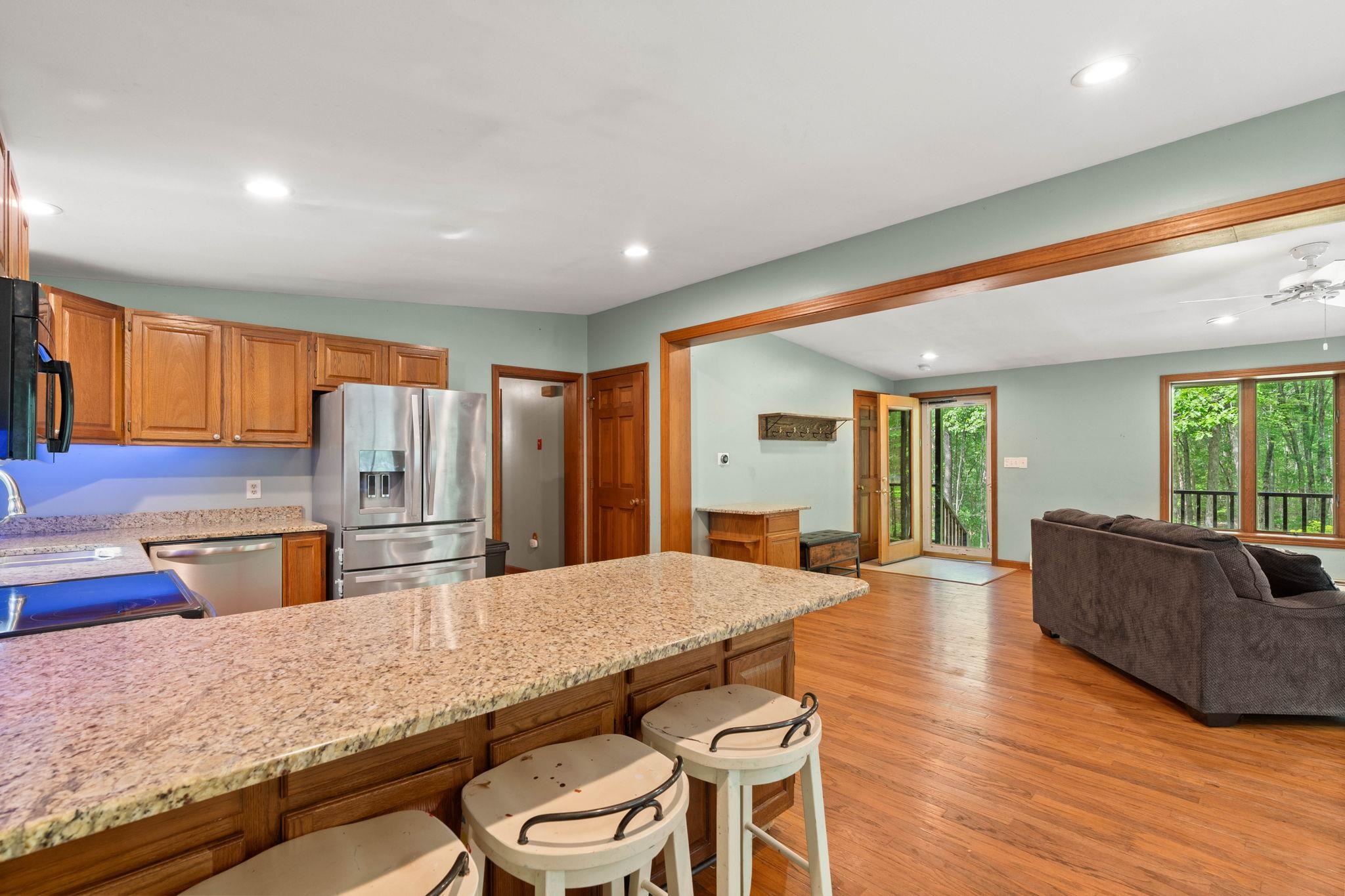 540 Main Street Sandown, NH 03873 - Photo 24 of 49