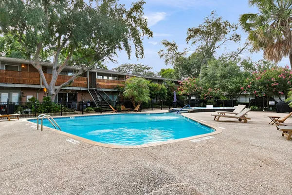 $335,000 | 3926 West Alabama Street, Unit 1, Houston, TX 77027