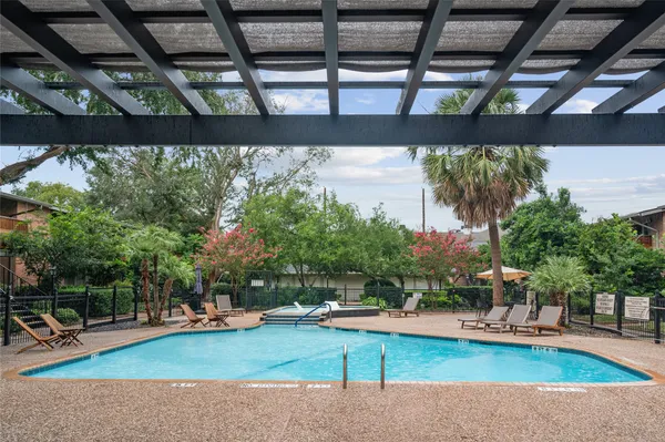 $335,000 | 3926 West Alabama Street, Unit 1, Houston, TX 77027