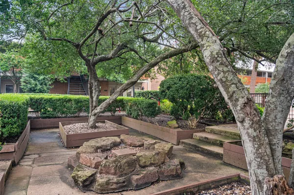 $335,000 | 3926 West Alabama Street, Unit 1, Houston, TX 77027