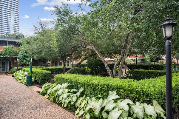 $335,000 | 3926 West Alabama Street, Unit 1, Houston, TX 77027